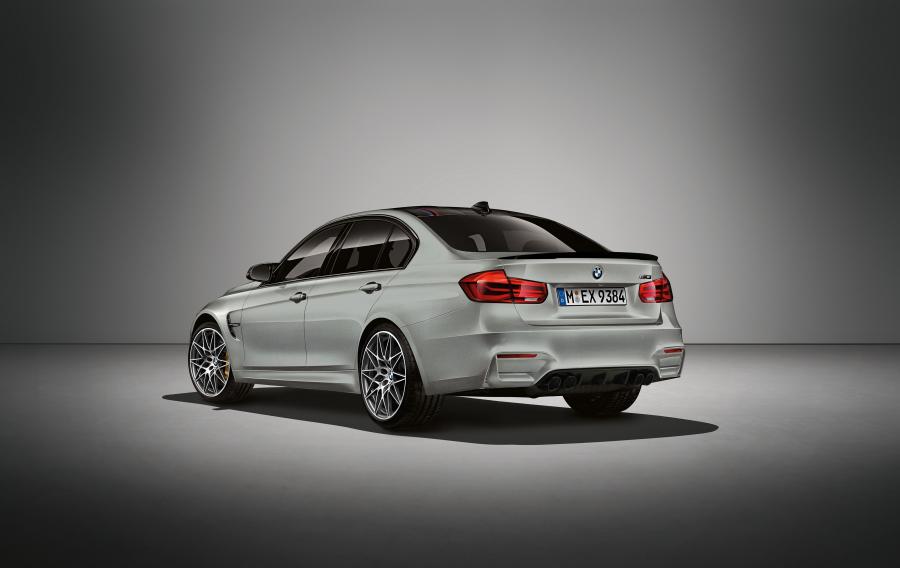  BMW M3 30 Jahre Special Limited Edition 2016 года  (фото 2 из 8)